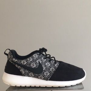 nike roshe one winter yeti